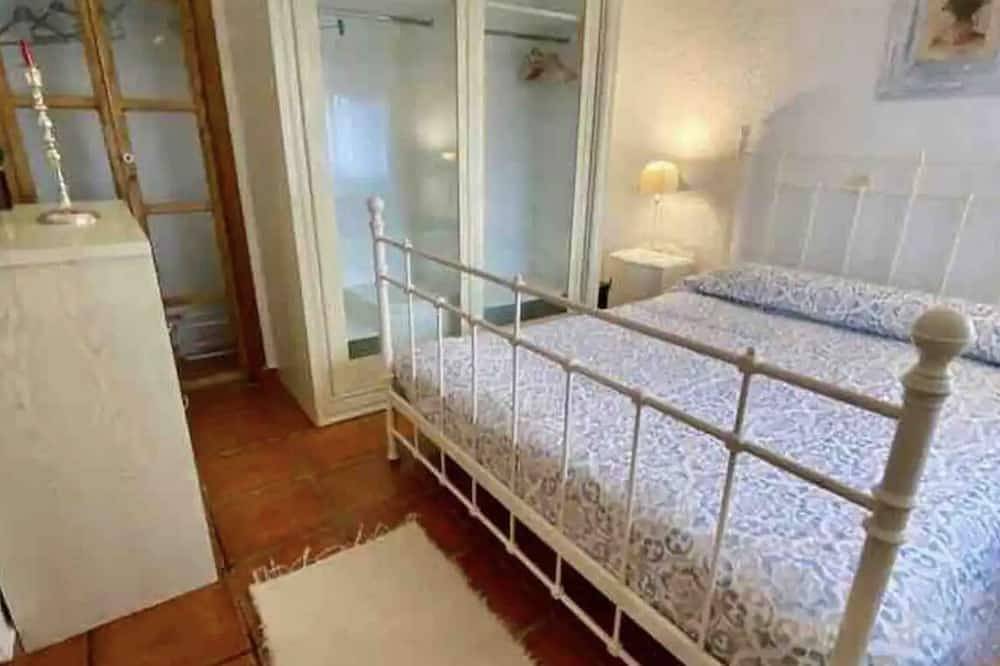 Magnifica finca de recreo a 45 m de Madrid Centro. in Ambite, La Alcarria