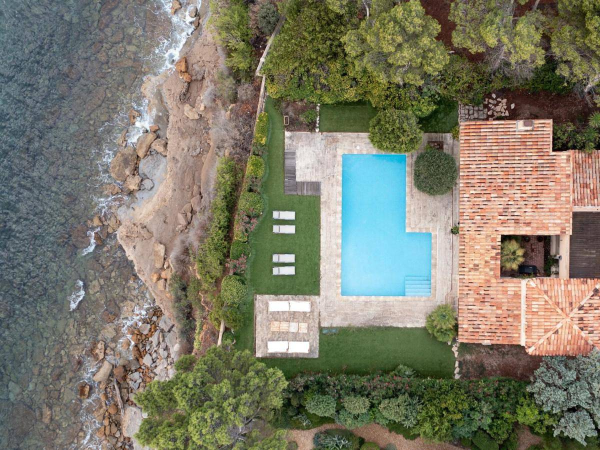 La Roche Bleue - Villa de charme avec vue exceptionnelle bord de mer piscine privée jardin et terrasse in Carry-le-Rouet, Côte méditerranéenne (France)