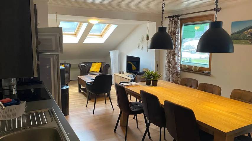 Ferienwohnung für 8 Personen, mit Garten
