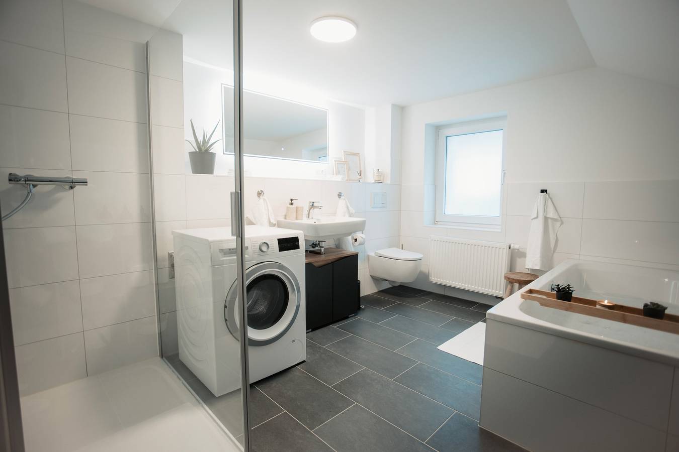 Apartamento entero, Apartamento 'Luxus Am Bauhausmuseum' con Terraza Privada, Jardín Privado y Wi-Fi in Dessau, Reino de Jardines de Dessau-Wörlitz