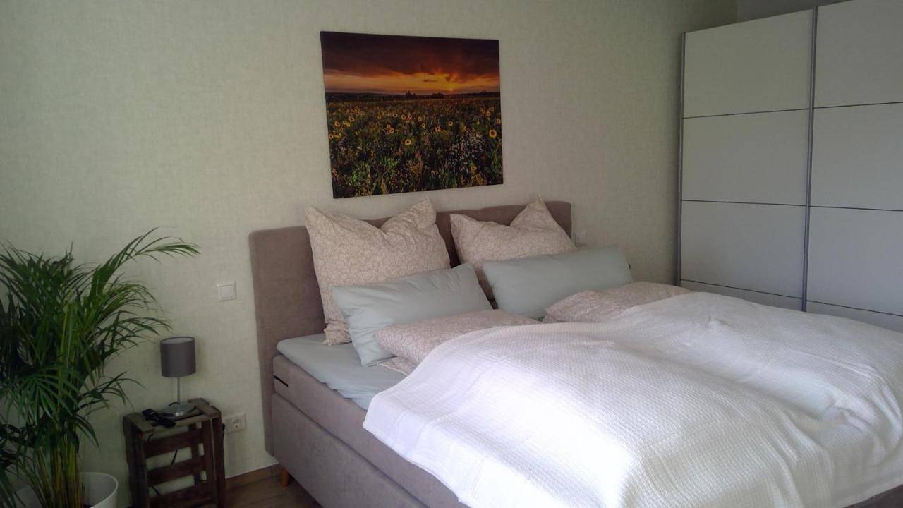 Ganze Wohnung, One-Bedroom Apartment in Hürtgenwald, Rureifel (Nordrhein-westfalen)