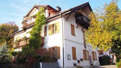 Ferienwohnung für 2 Personen, mit Seeblick und Terrasse am Starnberger See