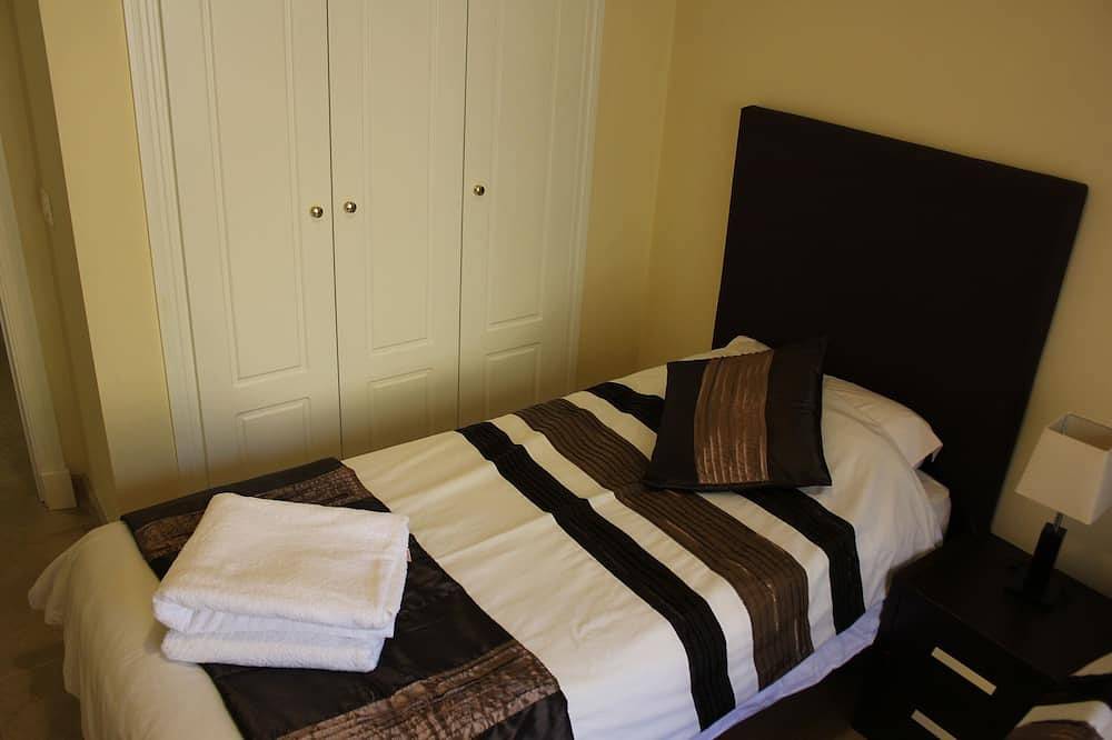 Entire apartment, Duquesa Village Front Line Golf Apartment. in Manilva, Costa del Sol