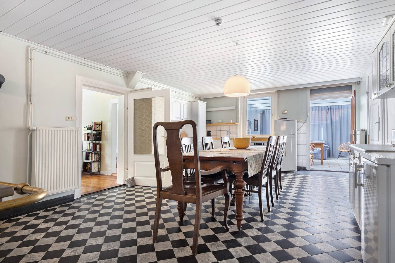 Entire apartment, Apartment 'Idyllisches Bauernhaus Am See' with Lake View, Private Terrace and Wi-Fi in Amt Neuhaus, Elbtalaue