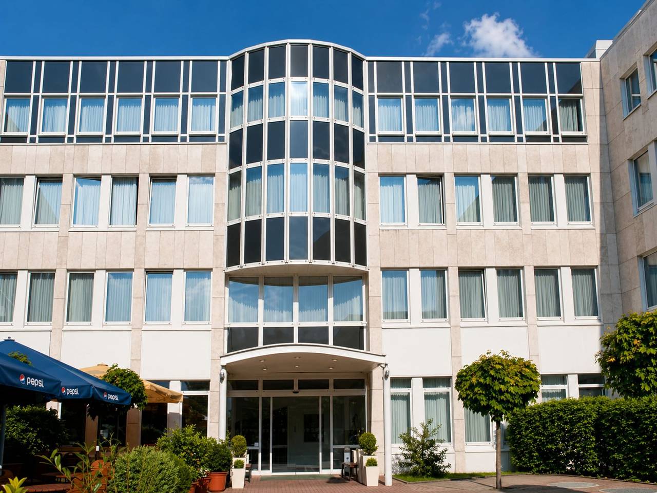 Apartamento entero, Sunday Hotel Frankfurt Airport Twin Room in Neu-Isenburg, Distrito de Offenbach