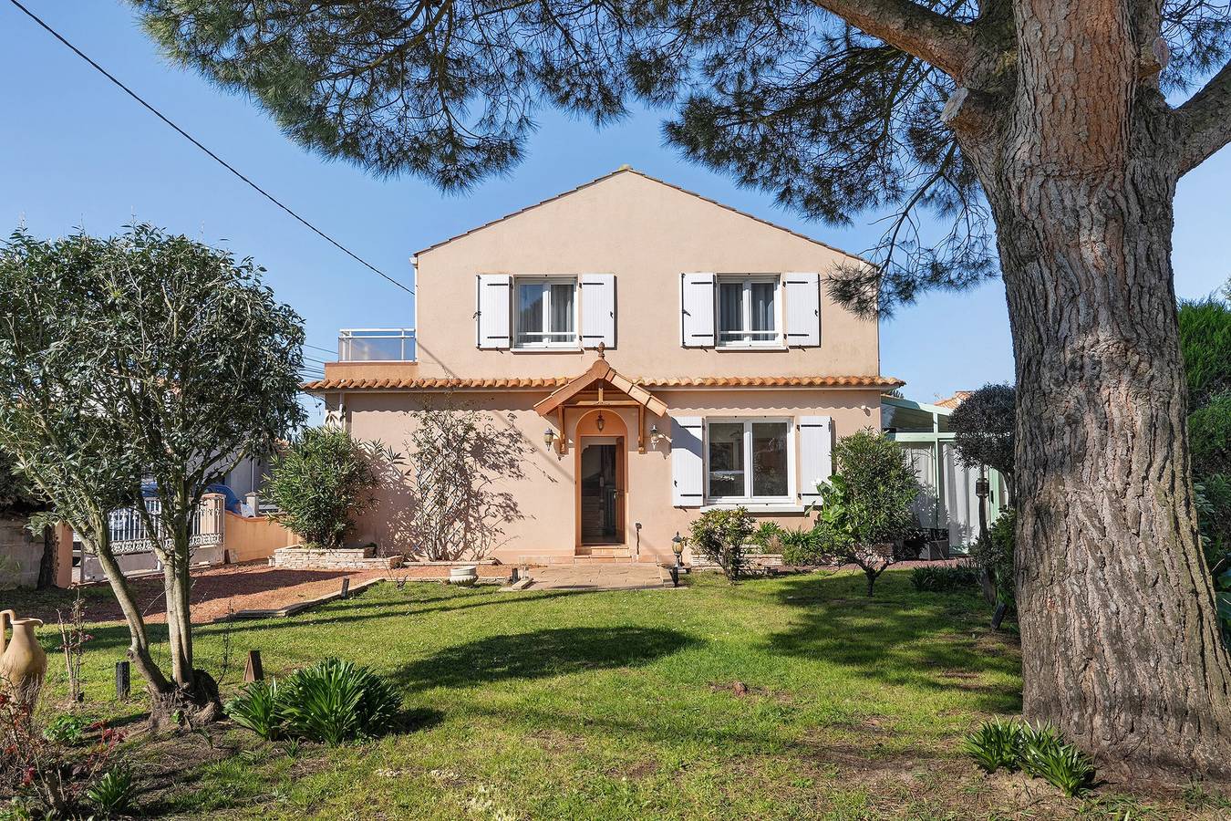 Charmante maison Pornicaise avec jardin arboré in Pornic, Côte de Jade