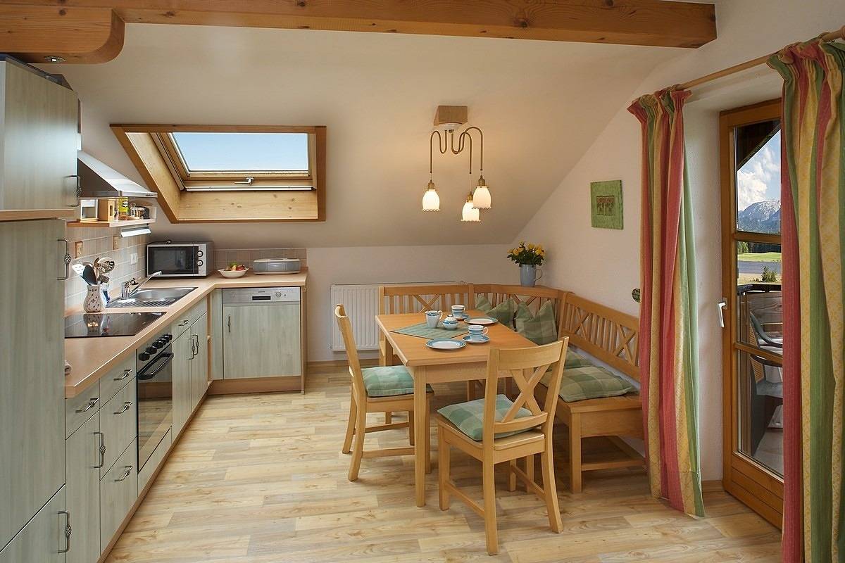 Ganze Ferienwohnung, Ferienwohnung Panoramablick ****, Hof Alpenseeblick, Nesselwang/Attlesee/Allgäu in Nesselwang, Bayerisch Schwaben