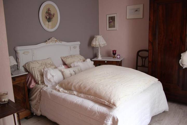 Chambre d’hôte pour 3 personnes, avec Terrasse ainsi que Jardin et Vue