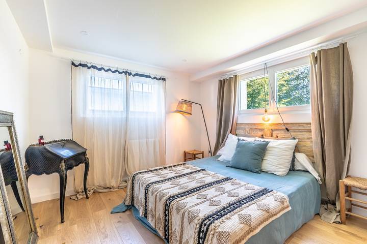 Villa Gabrielle - rez-de-jardin, piscine privée in Bassussarry, Region de Bayona
