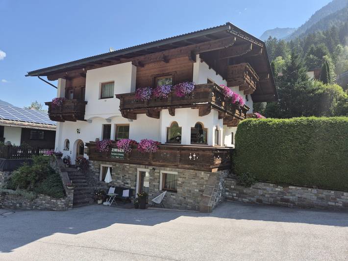 Ferienhaus für 3 Personen, mit Ausblick, kinderfreundlich in Neustift im Stubaital