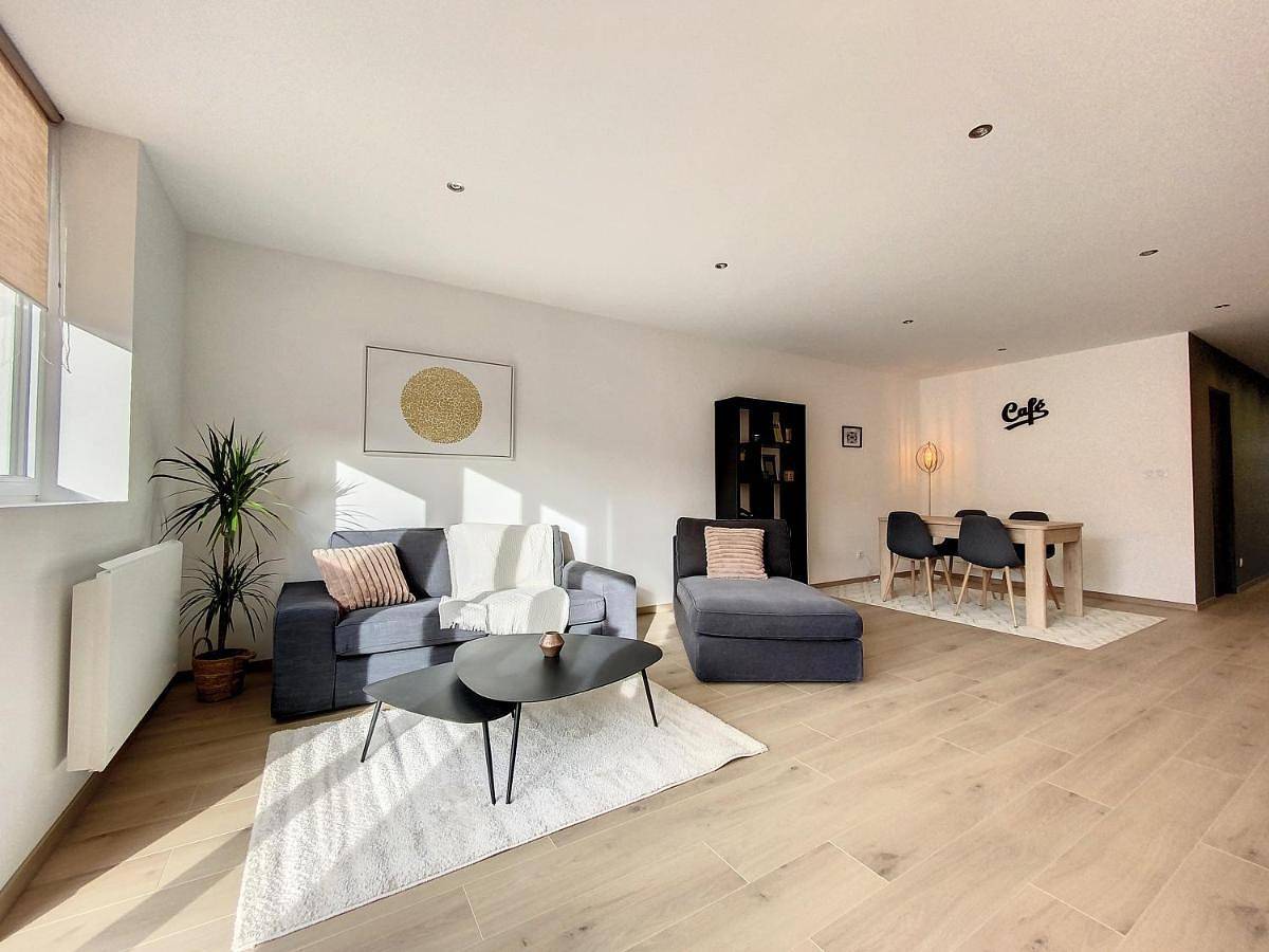 Appartement entier, One-Bedroom Apartment in Arc-sur-Tille, Région de Dijon