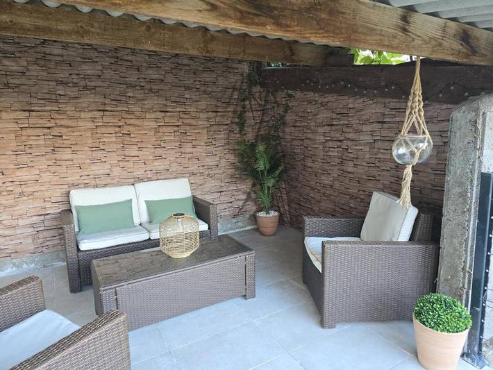 Location de vacances pour 6 personnes, avec terrasse et jardin à Château-Arnoux-Saint-Auban - 3