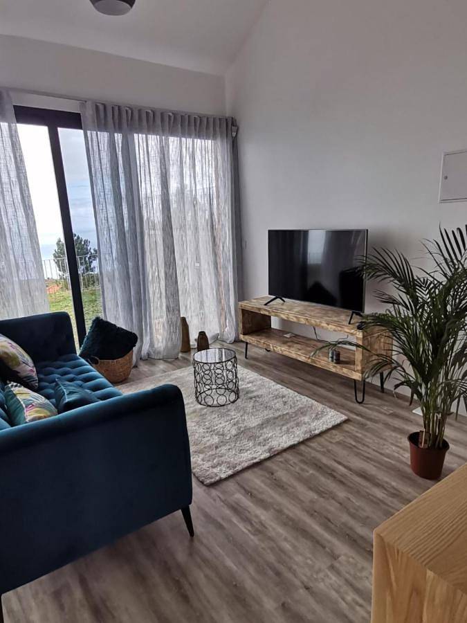 Location de vacances pour 3 personnes, avec jardin et vue à Ponta Do Pargo - 4
