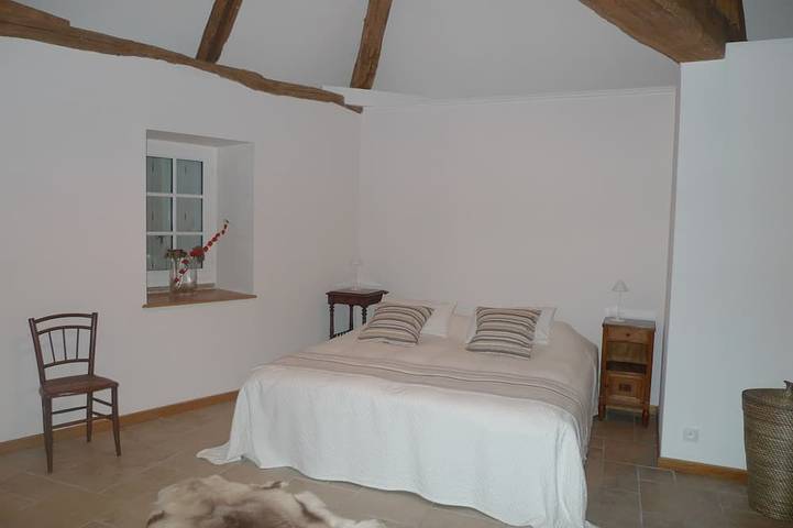 Gîte pour 4 personnes, avec jardin et terrasse à Nolay - 2