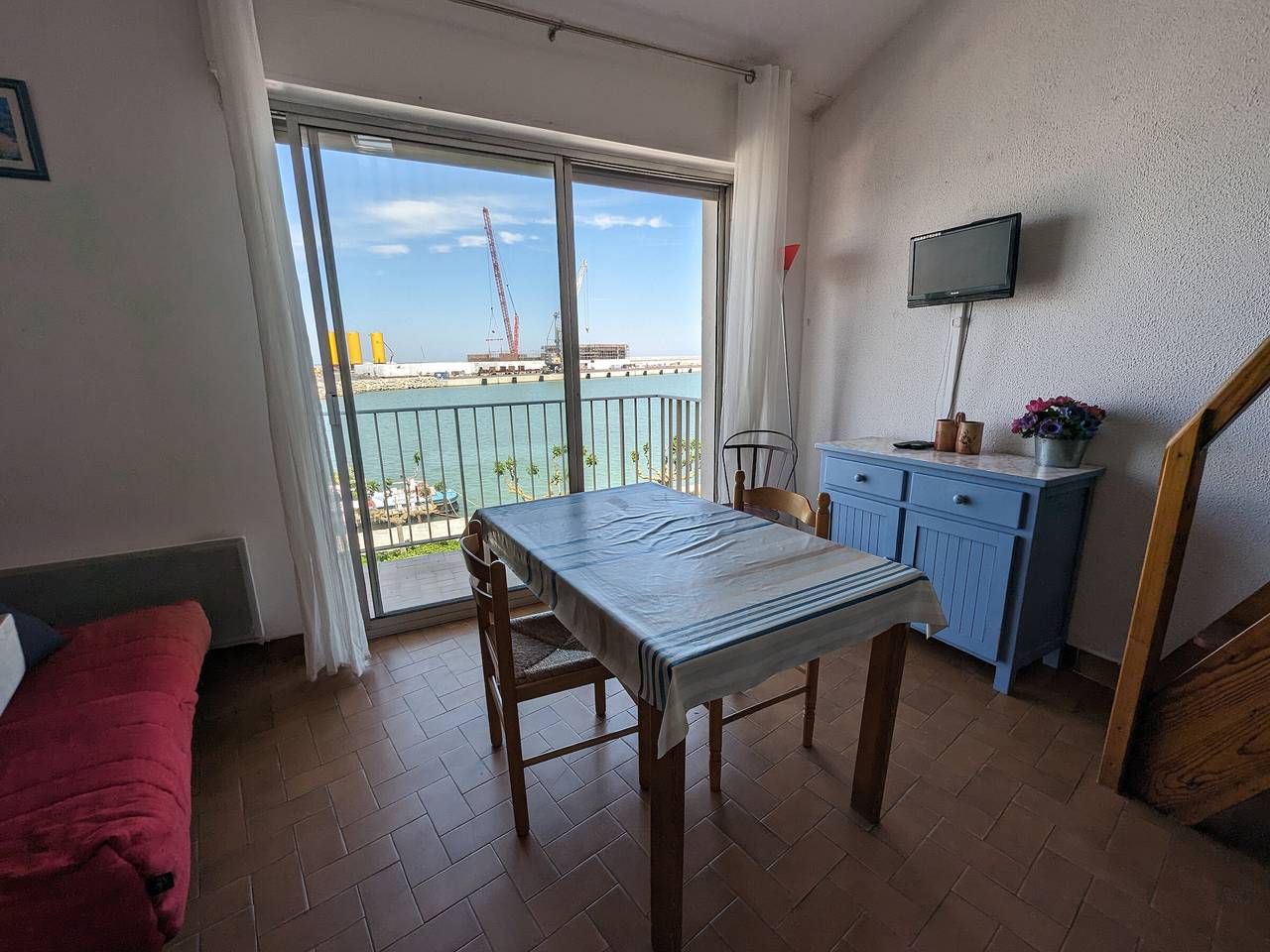 Apartamento entero, Apartamento T2 mezzanine 4/5 pers a 250m de la playa, balcón, vista panorámica in Port-la-Nouvelle, Region de Narbonne