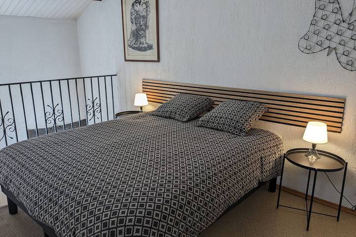 Location de vacances pour 6 personnes, avec terrasse et jardin à Tournon-sur-Rhône - 4