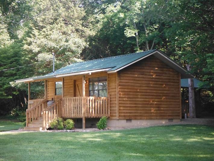 Log cabin for 2 people, with balcony and hot tub in Douglas Lake
