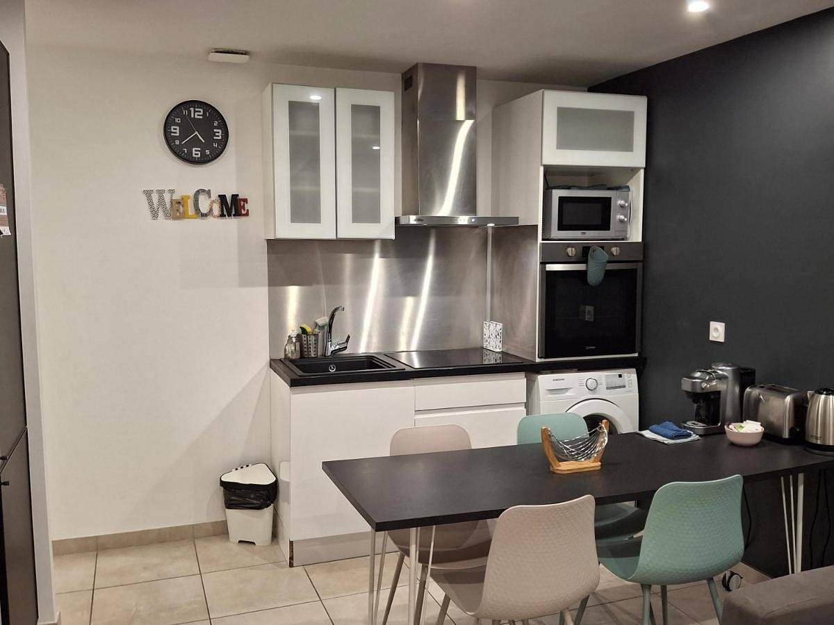 Appartement entier, Comfort Quadruple Room in Lunel, Côte méditerranéenne (France)