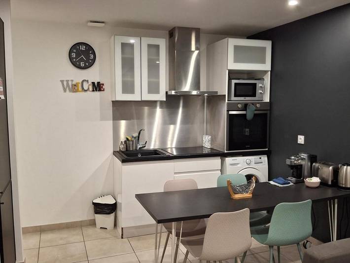 Gîte pour 4 personnes, avec balcon à Lunel - 2