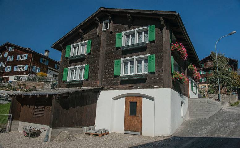 Ganze Ferienwohnung, Ferienwohnung Casa Laghet, Brigels - 3 Zimmer Ferienwohnung für max. 5 Pers. in Brigels, Alpenarena