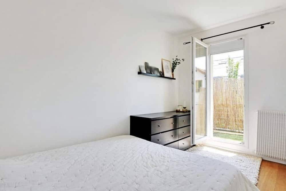 Maison Avec Jardin + Parking à 10 Minutes à Pied du Métro Mairie de Montreuil in Montreuil, Seine-Saint-Denis