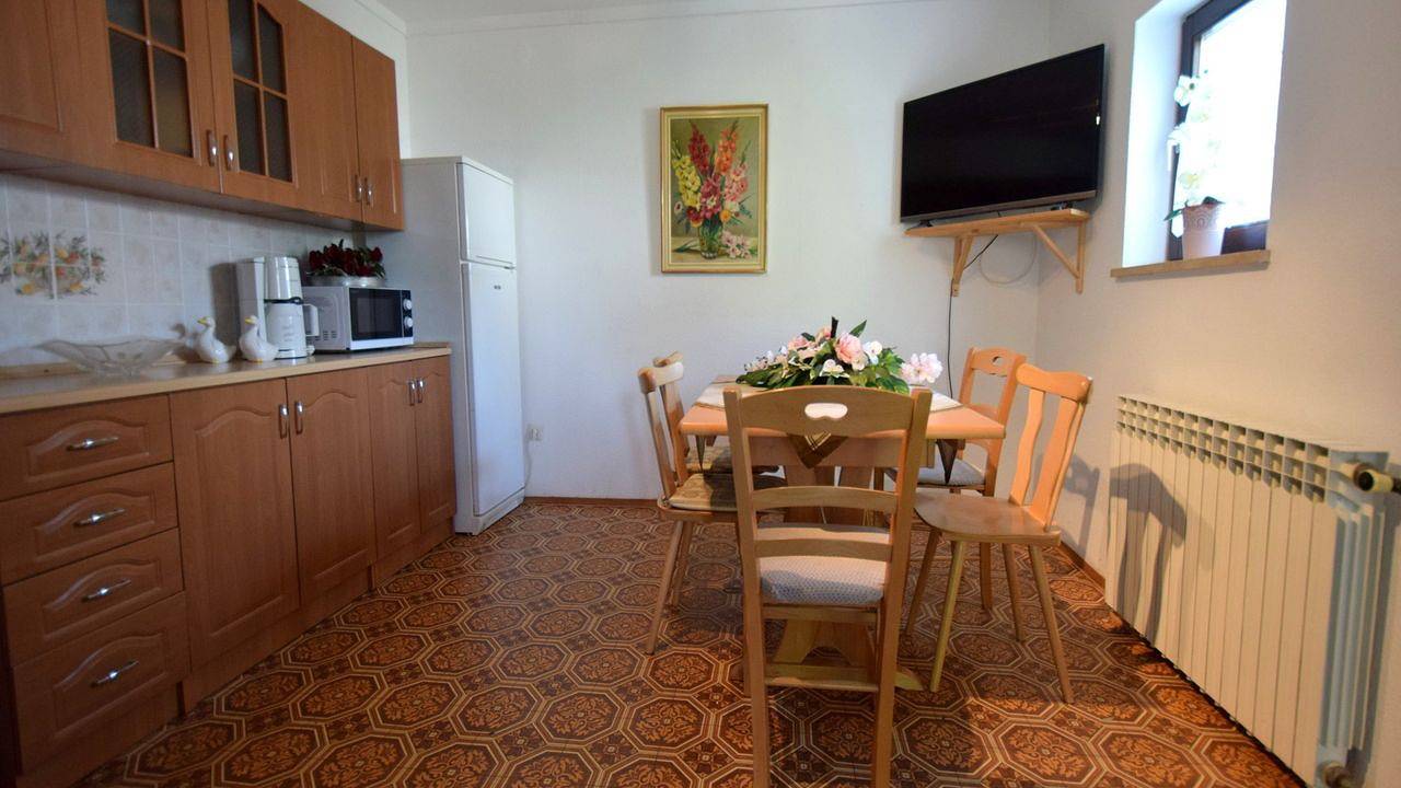 Ganze Ferienwohnung, Ferienwohnung für 7 Personen (80 m²) in Vantacici in Vantacici, Krk