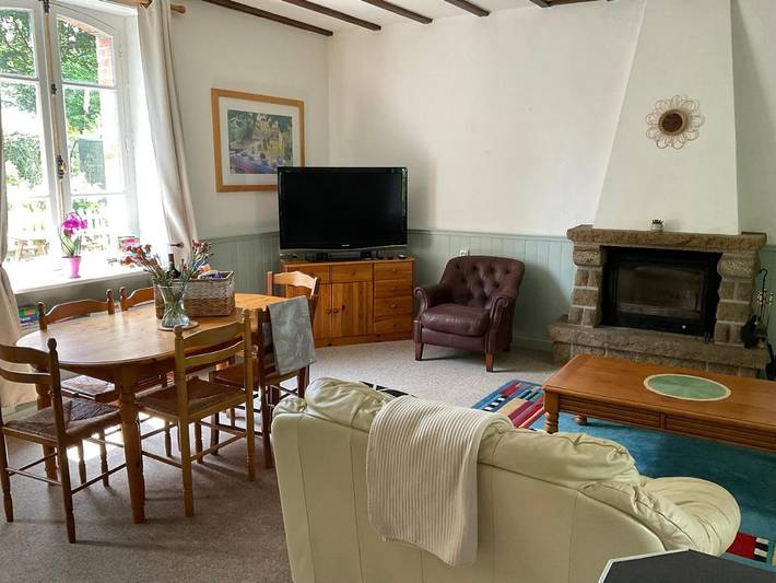 Location de vacances pour 5 personnes, avec piscine et jardin à Landivy - 3