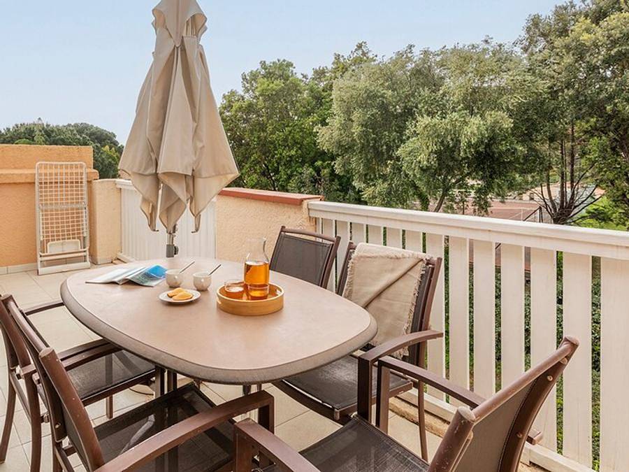Pierre & Vacances Résidence L'Anse de Pramousquier - Wohnung 6 personen - - 1 Schlafzimmer + 1 Schlafalkoven - Terrasse oder Balkon in Pramousquier, Le Lavandou