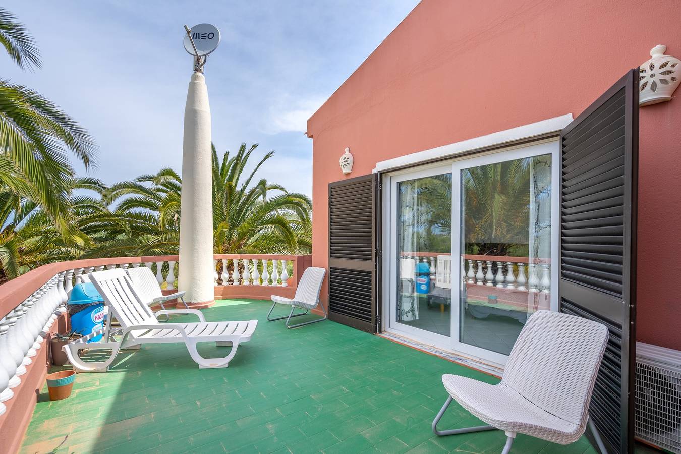 Chambre 'São Rafael' avec piscine partagée, Wi-Fi et climatisation in Pêra, Alcantarilha e Pêra