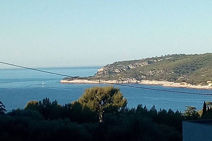 Location de vacances pour 4 personnes, avec Terrasse à Cassis