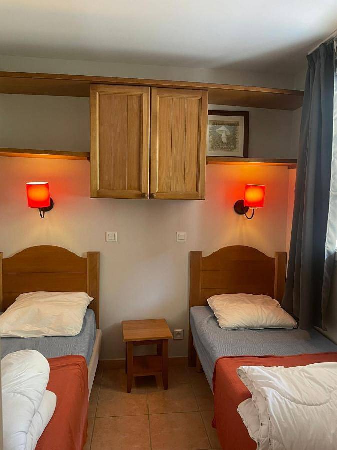 Appartement entier, One-Bedroom Apartment in Monflanquin, Région de Villeneuve-sur-Lot