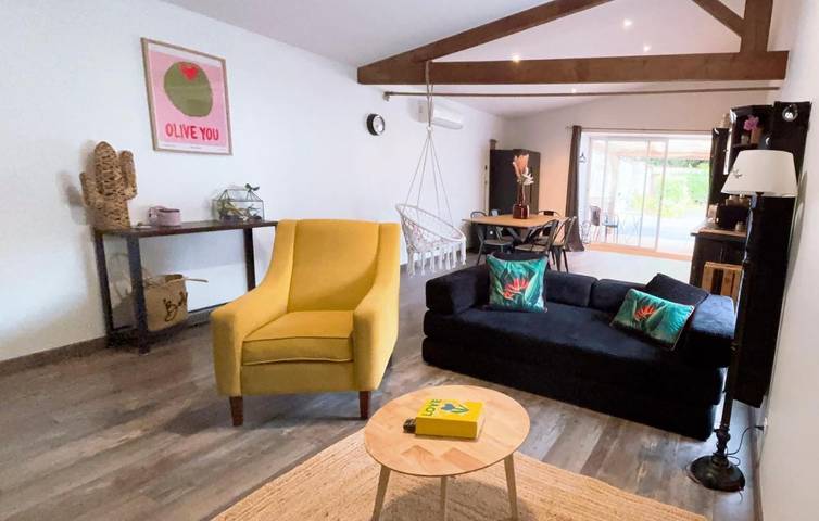 Location de vacances pour 4 personnes, avec Terrasse et Jardin à Clavette (Charente-Maritime)