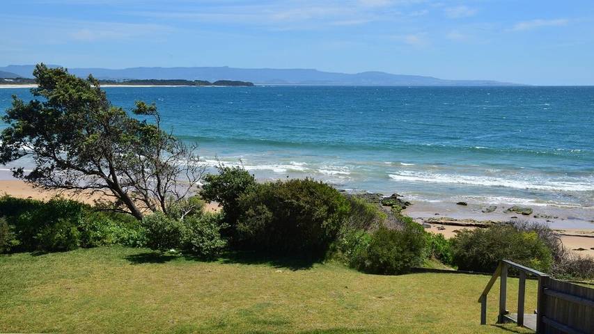 Holiday home for 8 people, with terrace and garden in Culburra