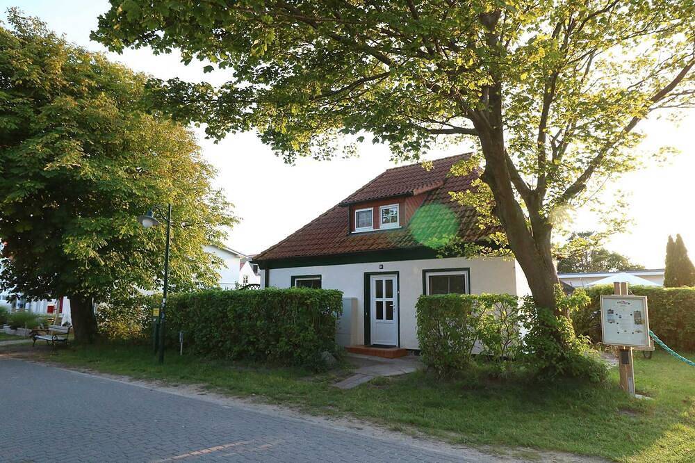Ganze Wohnung, Ferienwohnung bei Antje Timm - Fewo 2 Personen in Hiddensee, Ostseeinseln
