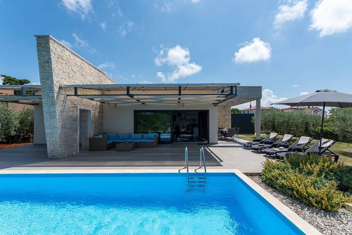 Ferienhaus für 8 Personen, mit Meerblick und Garten sowie Pool, mit Haustier in Novigrad - 2