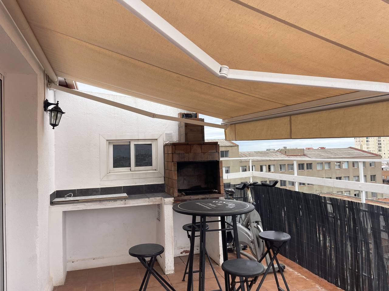 Ganze Wohnung, Charmante Wohnung mit Terrasse in Mataró in Mataró, Costa del Maresme