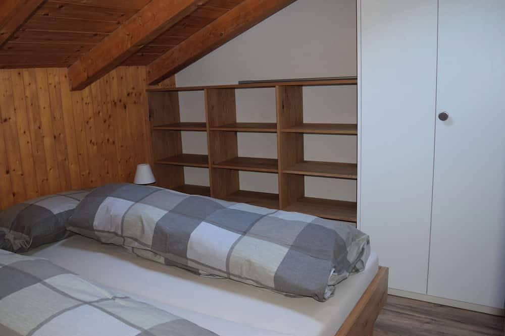 Ganze Wohnung, Uf am Stutz, Obersaxen-Misanenga, (Obersaxen), 34024B in Obersaxen, Obersaxen-Mundaun