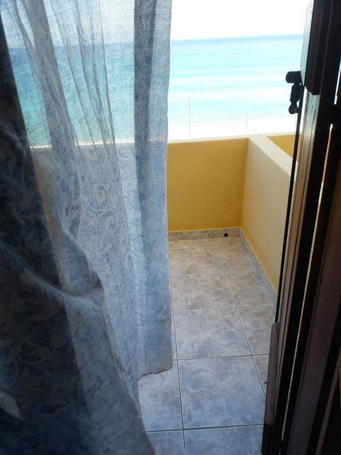 Maison d’hôte pour 2 personnes, avec terrasse ainsi que vue et jardin, animaux acceptés en Crète - 2