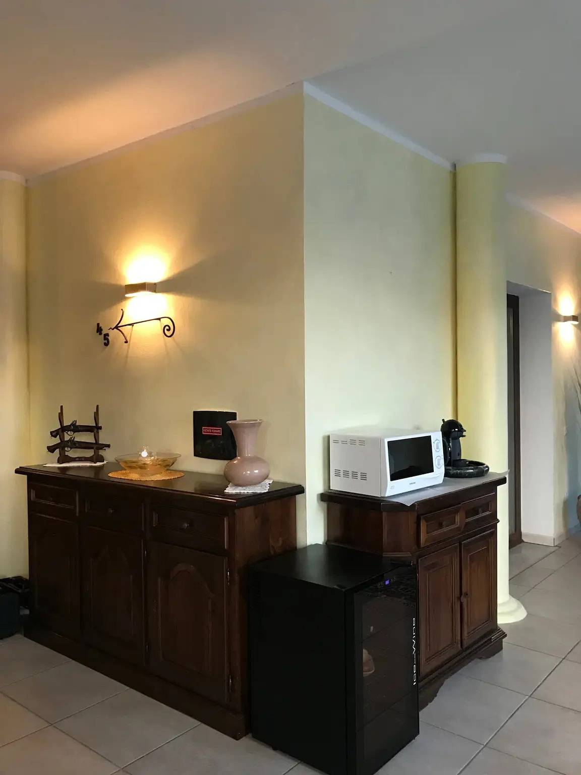 Villa Nuragica - Stanza con bagno privato in Nuraxi Figus, Gonnesa