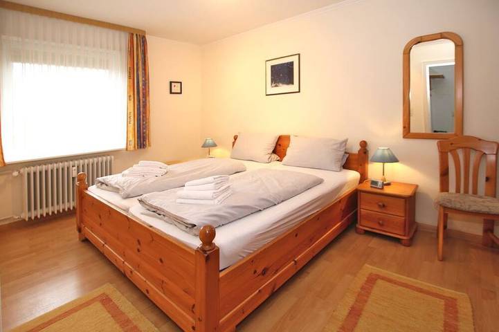 Ganze Wohnung, Hasenkamp 4, Whg. 7 - Ferienwohnung mit 2- Zimmern ca. 50m² und kleinem Balkon in Nordfriesische Inseln (Schleswig-Holstein) (Schleswig-Holstein), Wyk auf Föhr