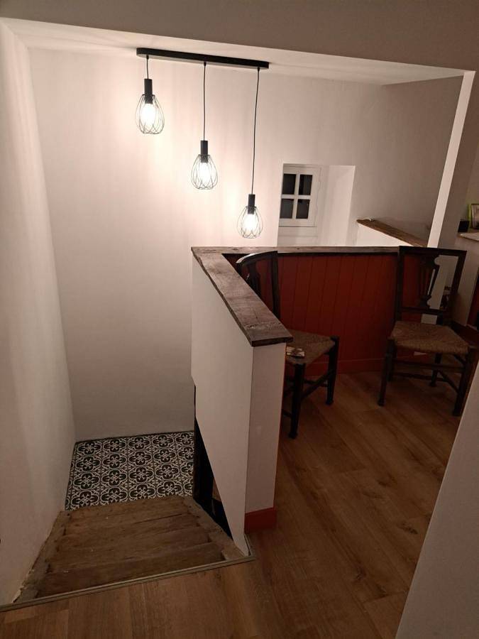 Location de vacances pour 9 personnes, avec vue et terrasse à Roussines - 3