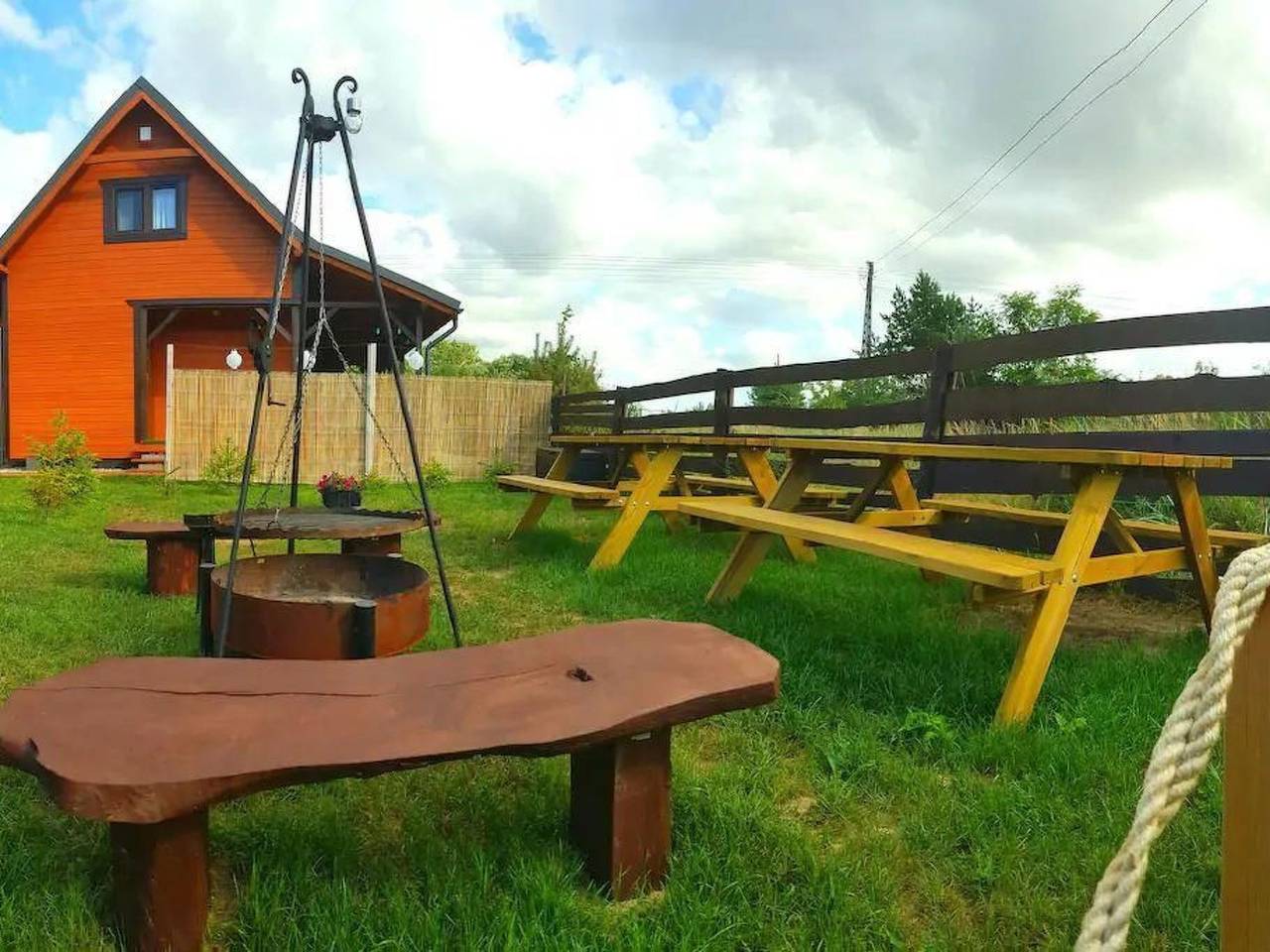 "Eko Domek" mit eigener Terrasse in Stegna, powiat nowodworski