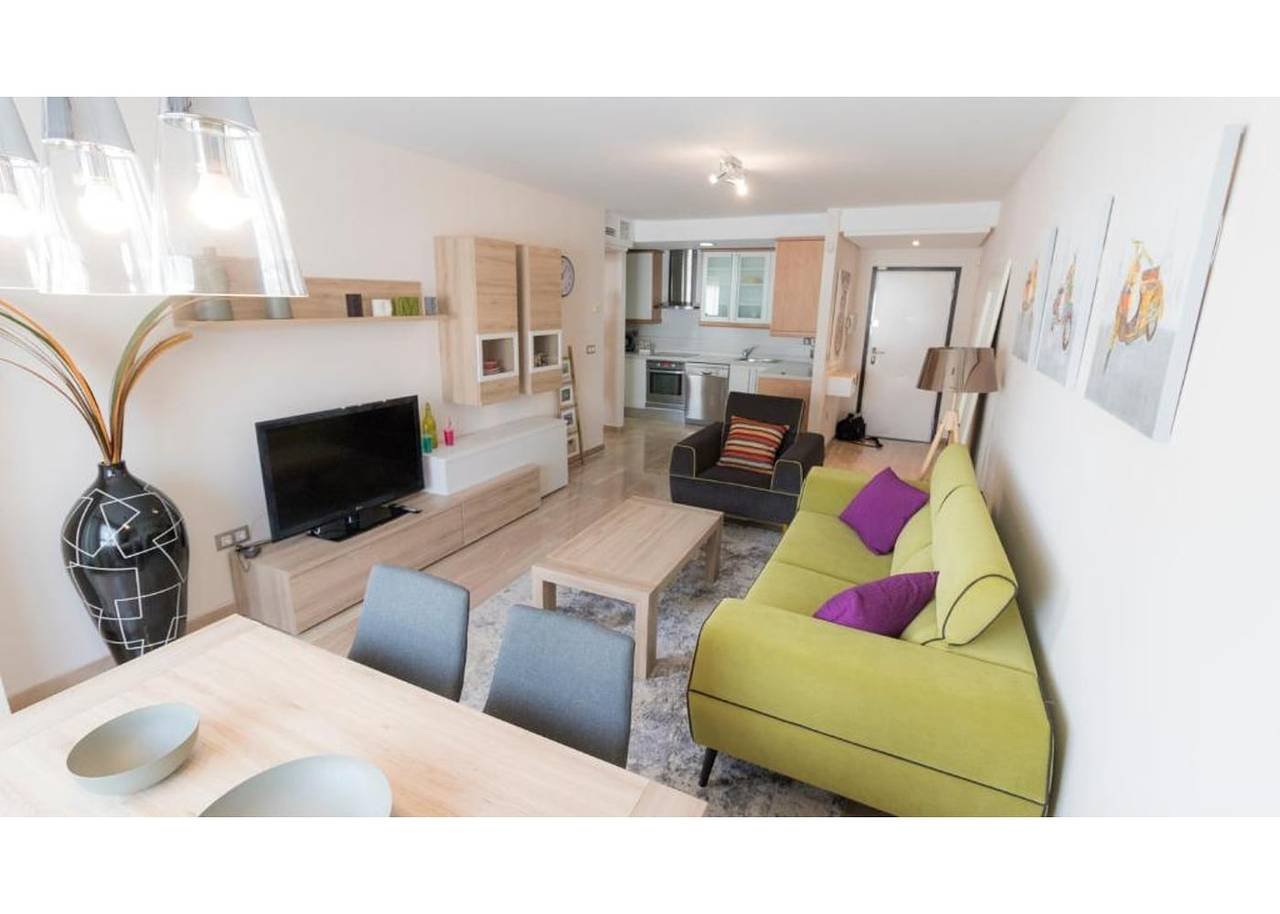 Apartamento entero, Apartamento 'Nora Nice' con piscina compartida, Wi-Fi y aire acondicionado in Teulada, Costa Blanca