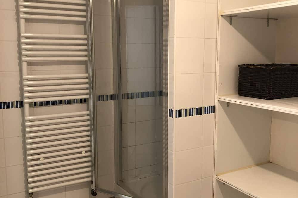 Apartamento entero, Holiday rent in a provencal house. Capacity: 2/4 people in Saint-Maximin-la-Sainte-Baume, Región Brignoles