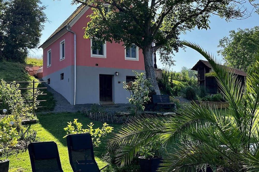 Kellerstöckl Thonjörgl - Ferienhaus, Bad, Wc, 1 Schlafraum in Südoststeiermark, Gnas