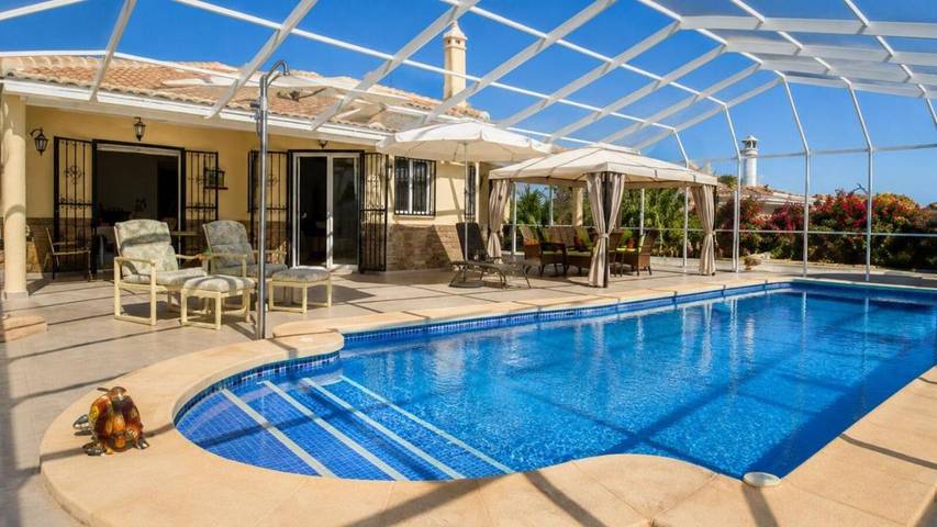 Casa rural para 6 personas, con Terraza además de Jardín y Piscina en Arboleas
