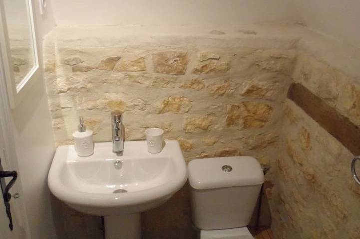 Location de vacances pour 2 personnes, avec terrasse et jardin à Carlux - 3