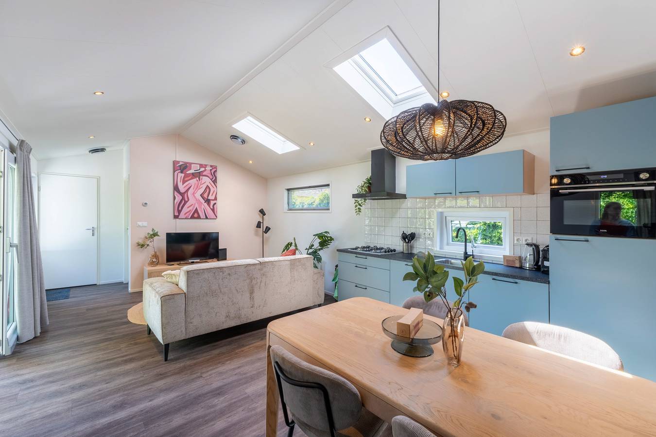 Vakantiepark De Thijmse Berg — Wellness Cottage met hottub en sauna | 4 personen in Rhenen, Provincie Utrecht