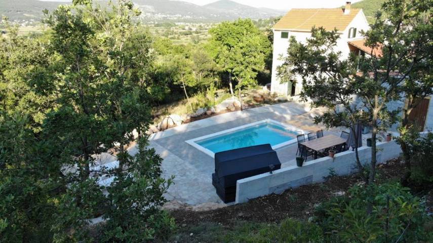Ferienhaus für 5 Personen mit Garten in Dalmatinisches Zagora