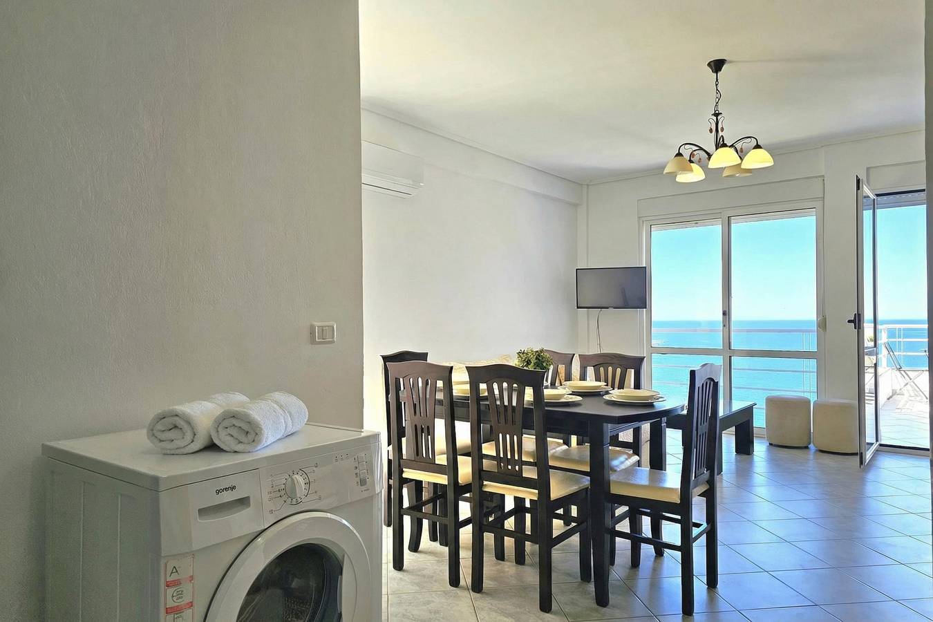 Ganze Wohnung, Two Bedroom Apartment With Sea View-061 in Sarandë, Vlorë